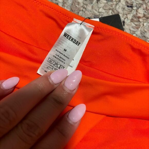 NWT Weekday Ava Swim Bottoms Orange- Size Medium - Picture 6 of 6